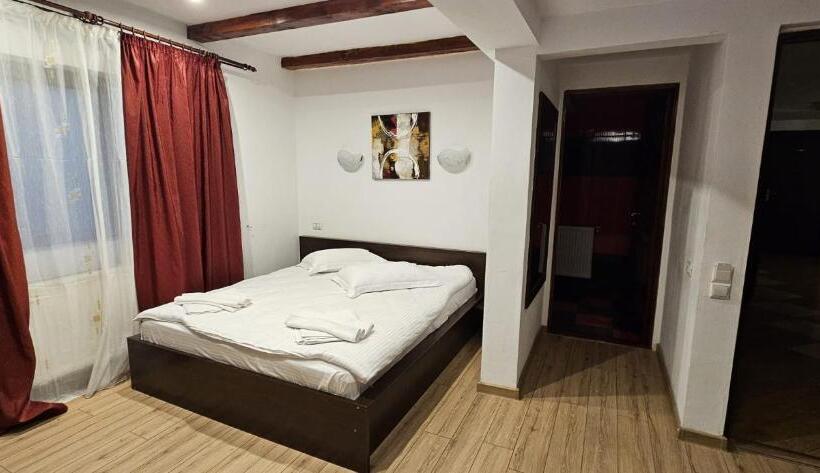 חדר משפחתי, Bran Stoker