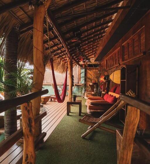 デラックスルーム, Frutas Y Verduras