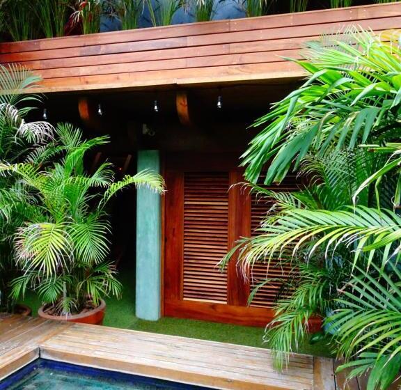 バス共有のスタンダードルーム, Frutas Y Verduras