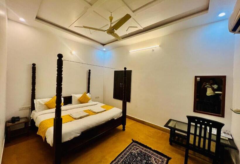 חדר דלוקס, Dara & Camel Safari