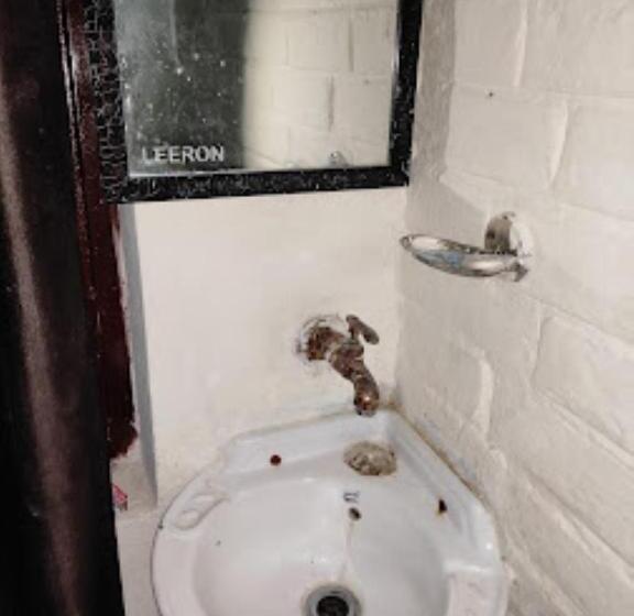 חדר דלוקס, Del