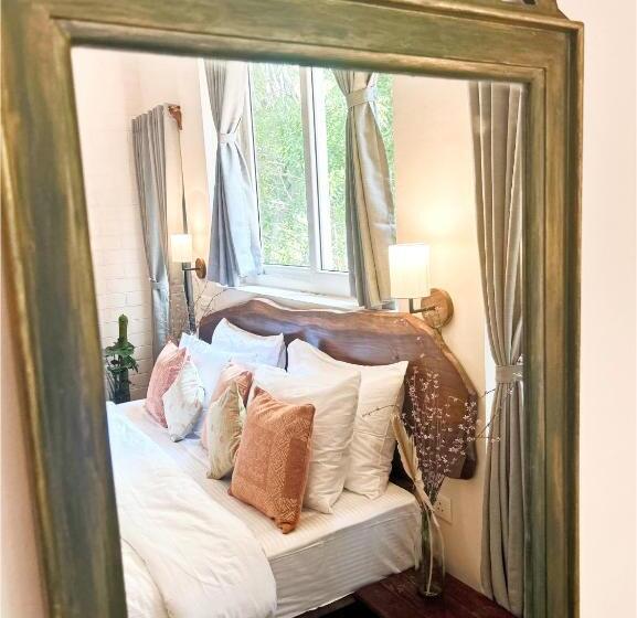 סוויטה דלוקס, Lahe By Loka