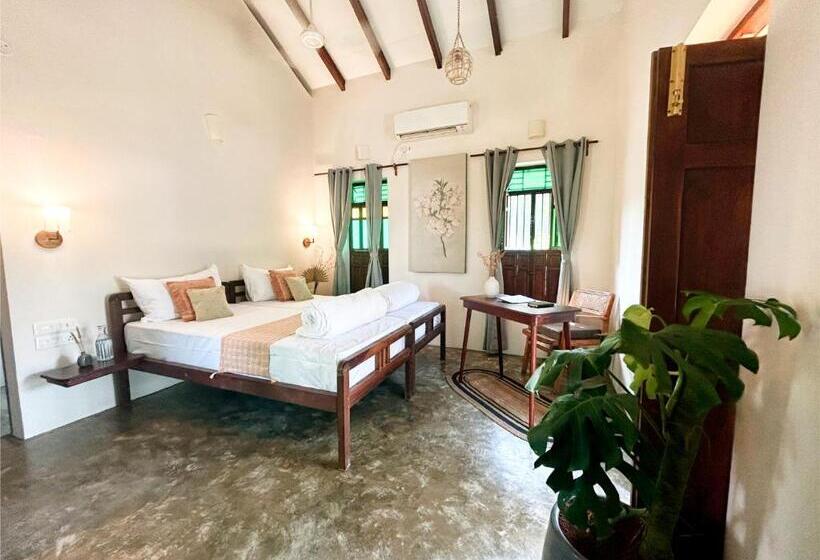 סוויטת ג'וניור, Lahe By Loka