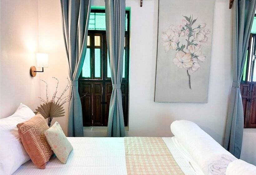 סוויטת ג'וניור, Lahe By Loka