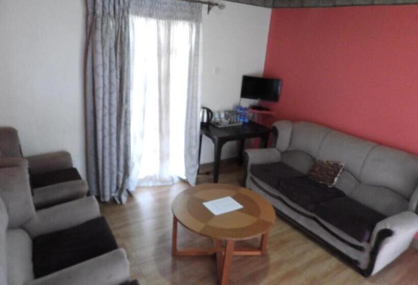 سوییت خانوادگی, Lake Elementaita Sirville Lodge