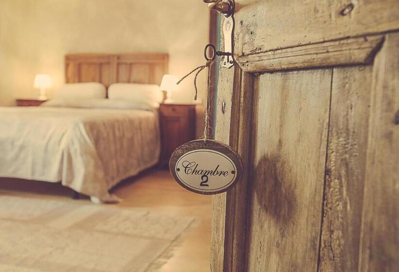 Номер Стандарт, Relais Di Charme Frazione Chiavolino