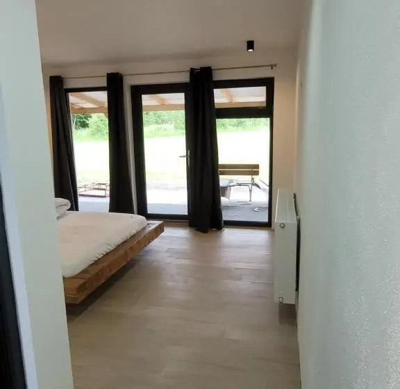 Deluxe-huone, Pensiunea Crăișorul Muntelui