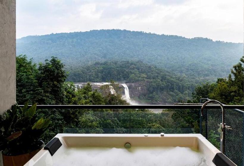 套房, Flora Misty Falls Athirappilly