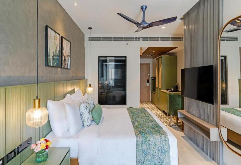 带观景的豪华间, Flora Misty Falls Athirappilly