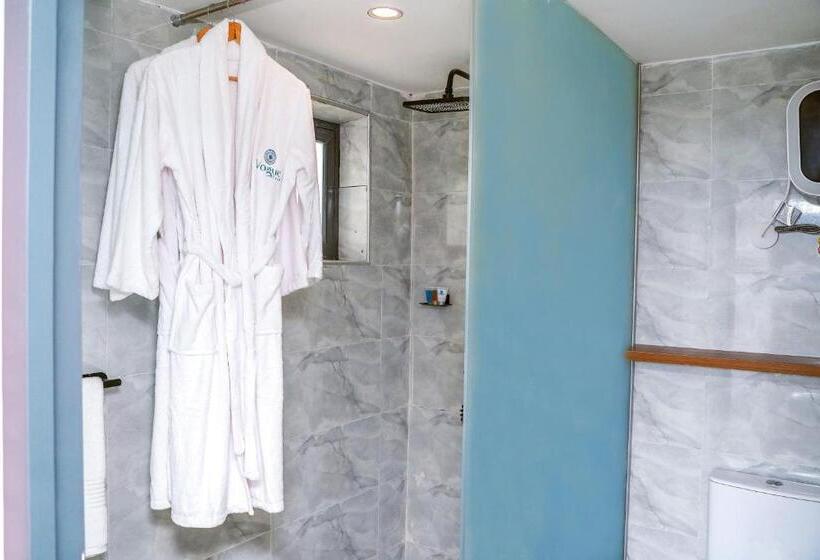 سوییت با چشمانداز دریا, Vogue Beach Resort