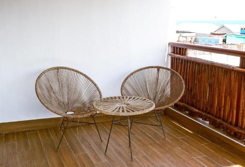 سوییت با چشمانداز دریا, Vogue Beach Resort