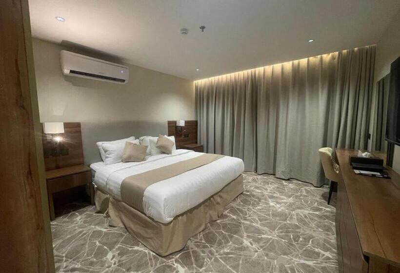 Deluxe Suite King Bed, جوهرة البحر للشقق المخدومة