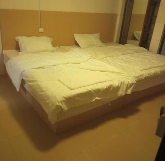 스탠다드 트리플 룸, 华越宾馆