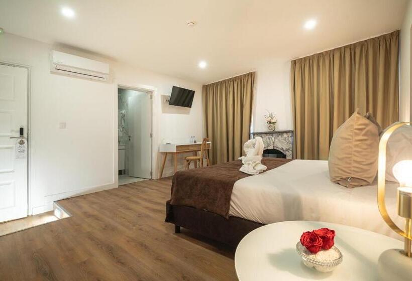 غرفة ديلوكس مزودة بشرفة, D ávila Peixinho 180