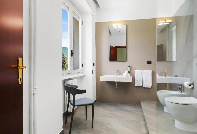 اتاق استاندارد سه نفره, Easy Stay Terni