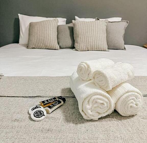 جناح, Pousada Mar Bello