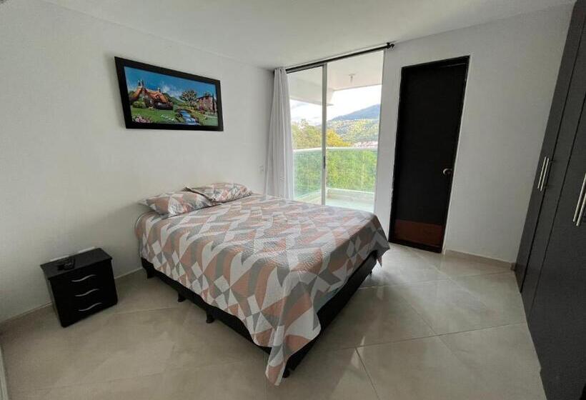 Студио Стандарт с Балконом, Apartahotel Santorini Club   Bed & Coffee