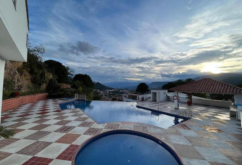 Студио Стандарт с Балконом, Apartahotel Santorini Club   Bed & Coffee