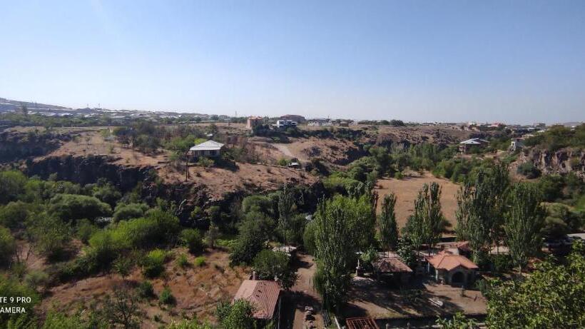 شقة غرفة واحدة مطلة على حمام السباحة, Ashtarak Tun