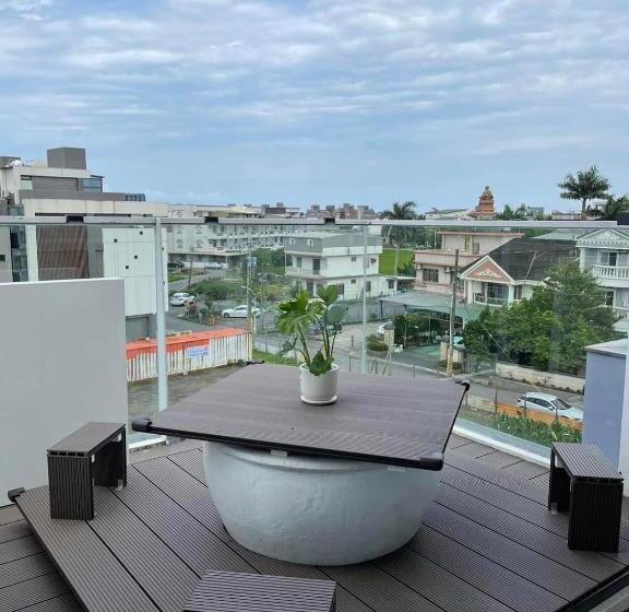 Quarto superior, Luodong Warm House