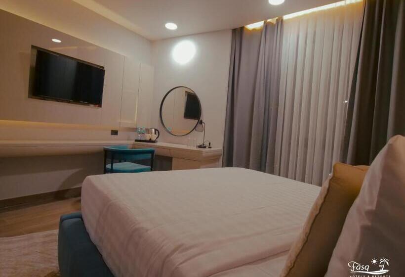 חדר דחוקס עם מיטת קינג, Fasq