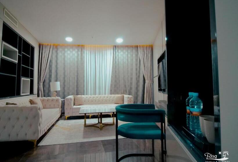 סוויטה אקזקיוטיב, Fasq