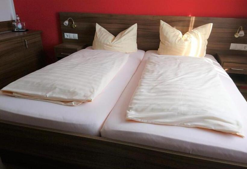 Habitació Estàndard, Brunnenhof