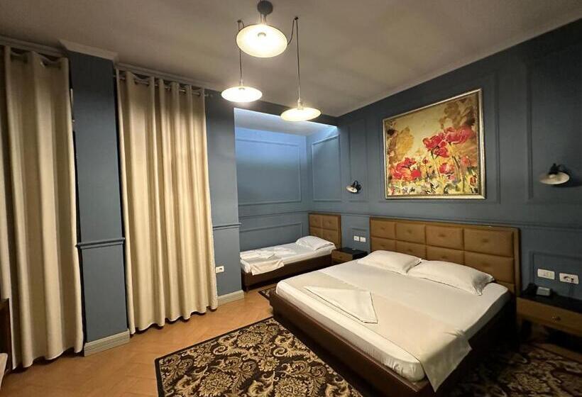 标准三人间, Edisem