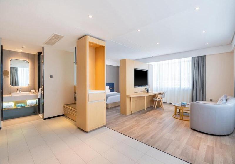 プレミアムスイート, Lanou Zibo Yiyuan Zhenxing Road