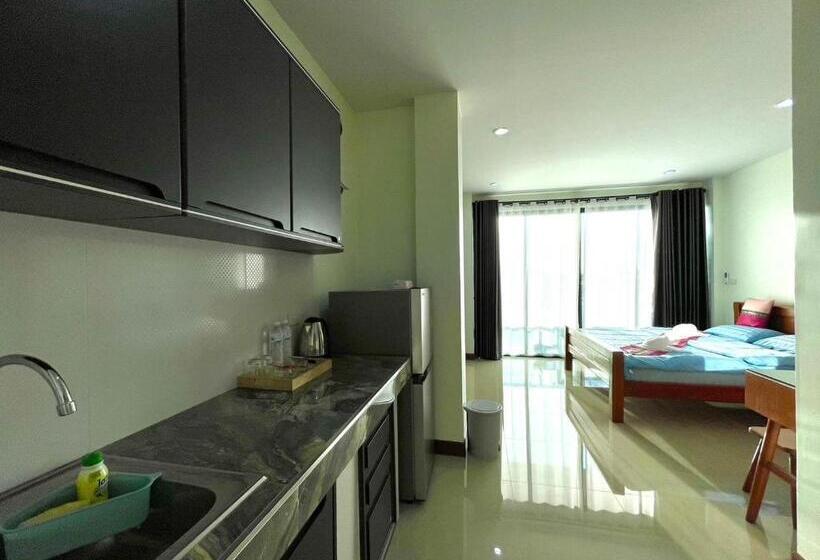 חדר דלוקס עם מרפסת נוף לים, Triple O Phala Beach