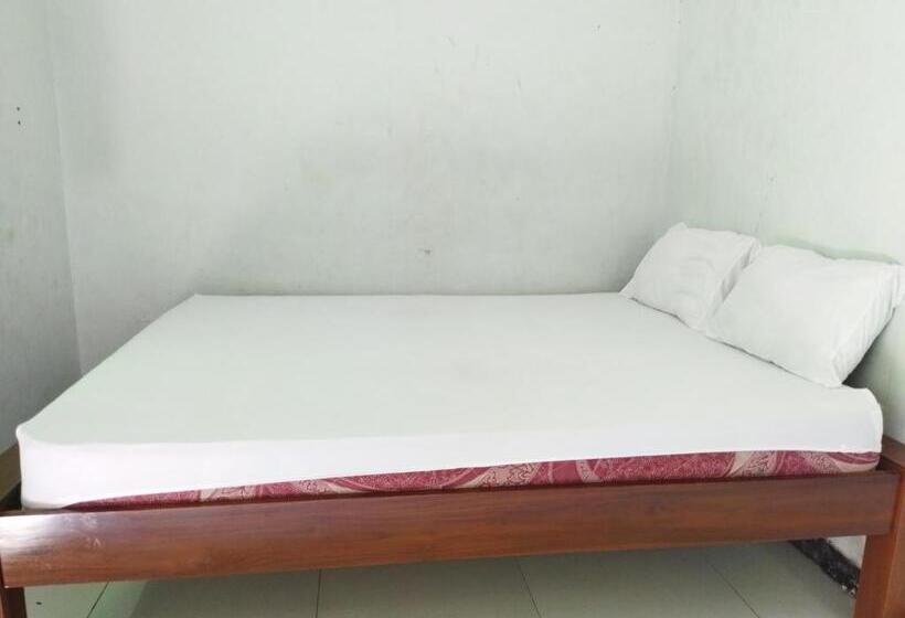 标准间, Wisma Almadina Syariah