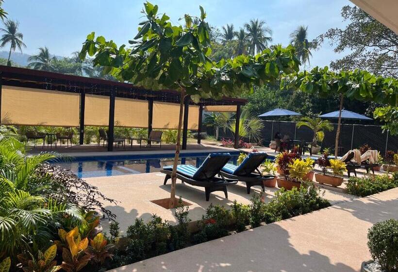 اتاق استاندارد, Natura Hotel & Villas