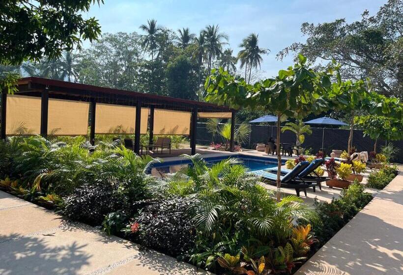 اتاق استاندارد, Natura Hotel & Villas