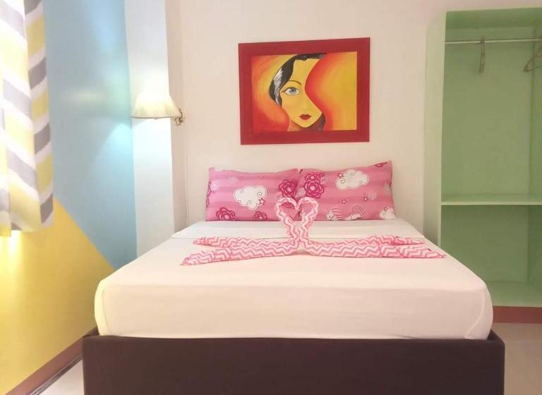 エコノミールーム, Oslob Hotel Sébastian