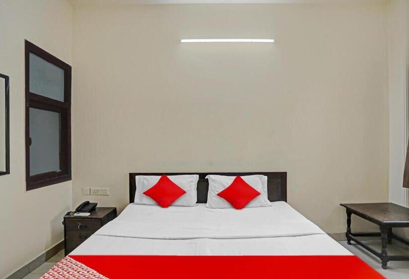 غرفة كلاسيكية ثلاثية, Oyo Flagship 81144 Hotel Maharaja