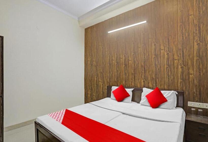 غرفة كلاسيكية ثلاثية, Oyo Flagship 81144 Hotel Maharaja