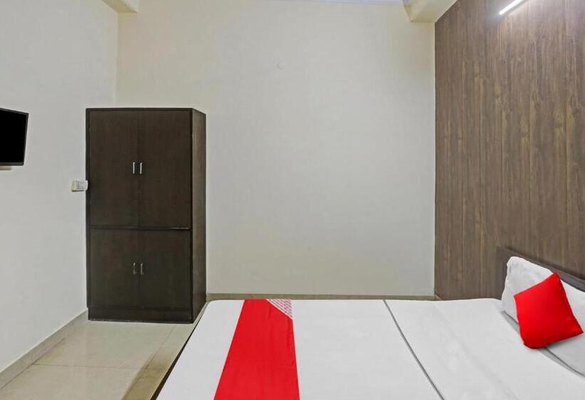 غرفة كلاسيكية ثلاثية, Oyo Flagship 81144 Hotel Maharaja