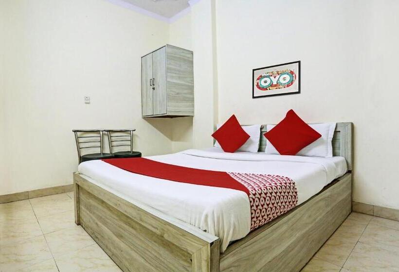 חדר קלאסי לשלושה, Oyo Flagship 81335 Hotel Khusi Inn