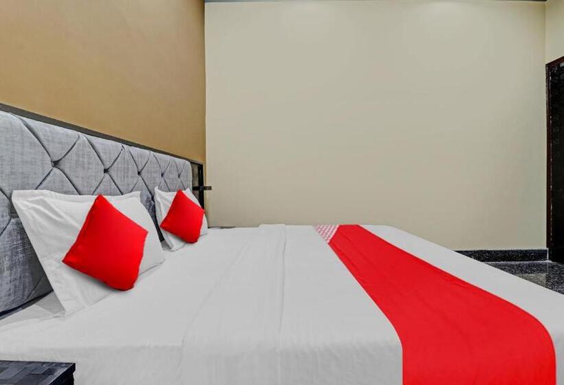 トリプルクラシックルーム, Oyo Flagship 81375 Hotel Kashi