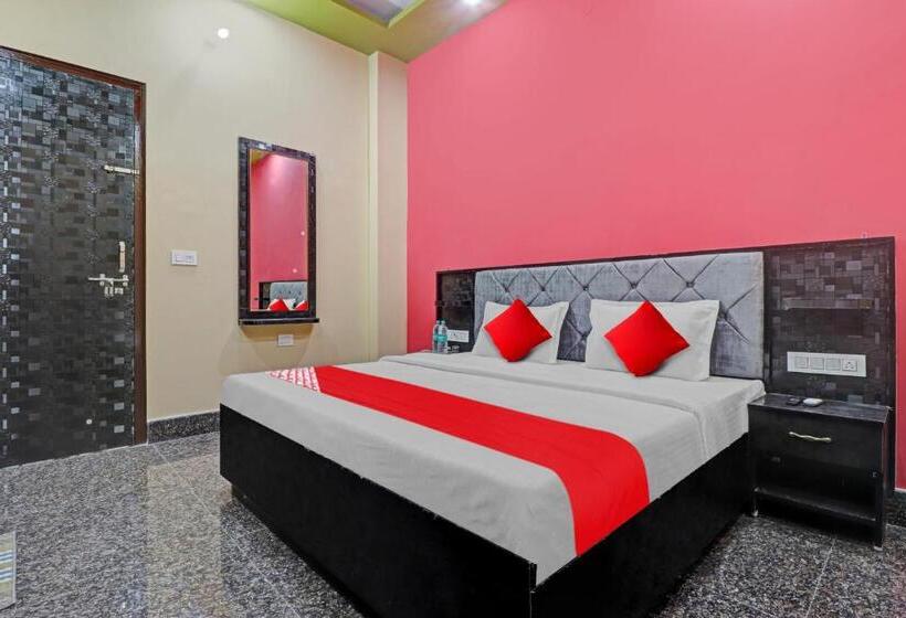 トリプルクラシックルーム, Oyo Flagship 81375 Hotel Kashi