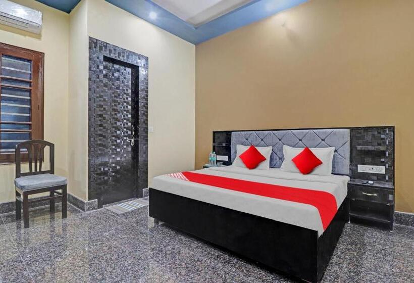 トリプルクラシックルーム, Oyo Flagship 81375 Hotel Kashi