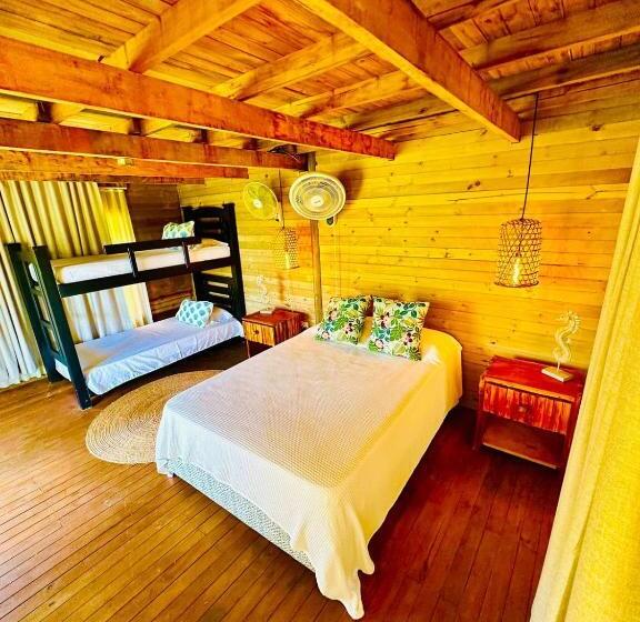 带2个双人床的标准工作室, Casa Sanctuario Tintipan