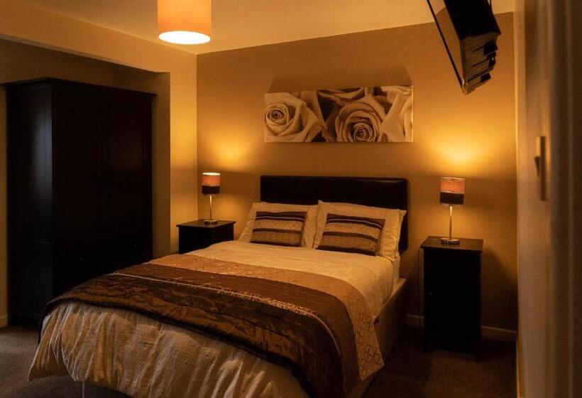 Camera Standard, Golf Links House