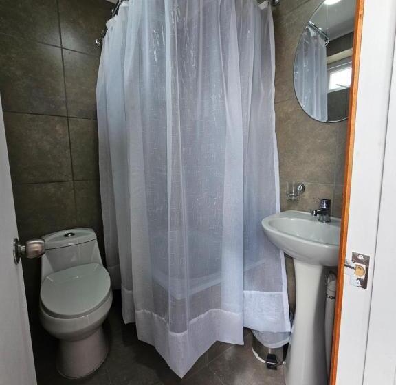 اتاق استاندارد یک نفره, Hostal Rufus