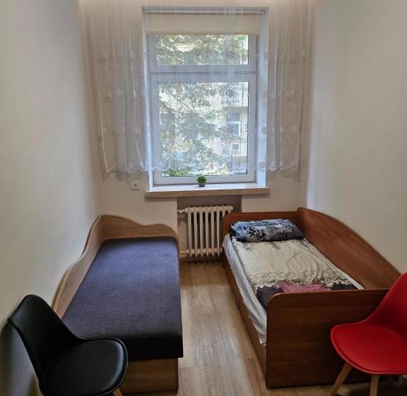 اتاق استاندارد با سرویس بهداشتی مشترک, Kauno Apartamentai