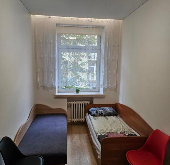 اتاق استاندارد با سرویس بهداشتی مشترک, Kauno Apartamentai