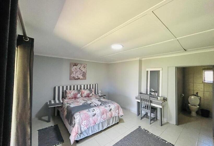 غرفة قياسية, The Wool House