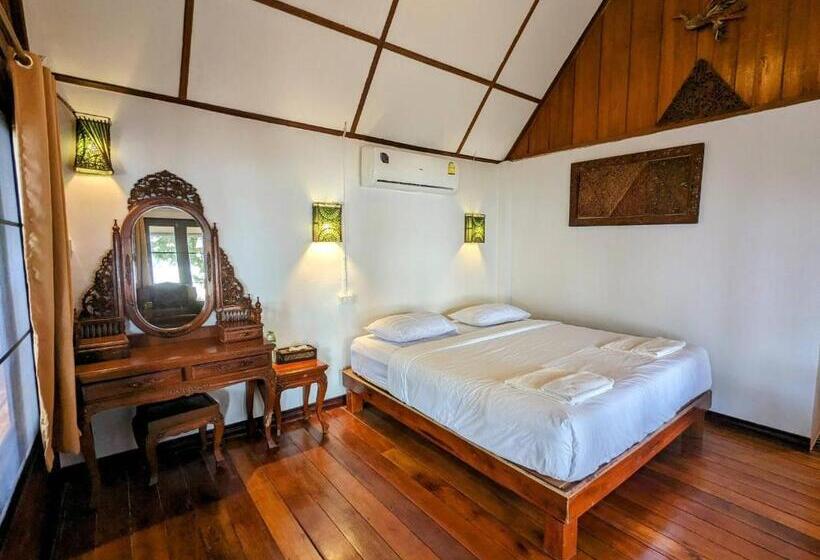 디럭스 방갈로, Ziggy Stardust