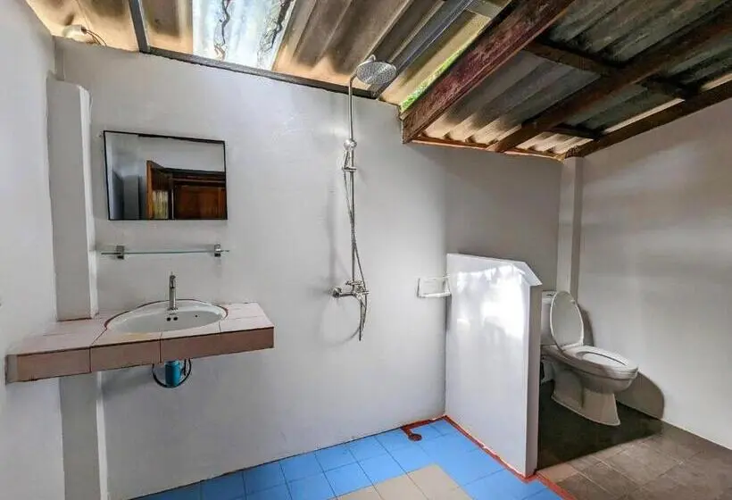Standard Bungalow, Ziggy Stardust