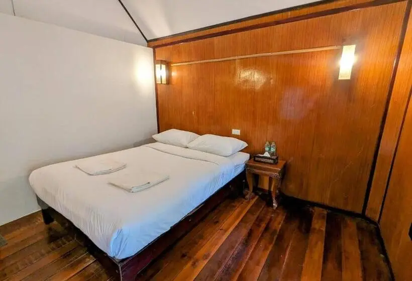 Standard Bungalow, Ziggy Stardust